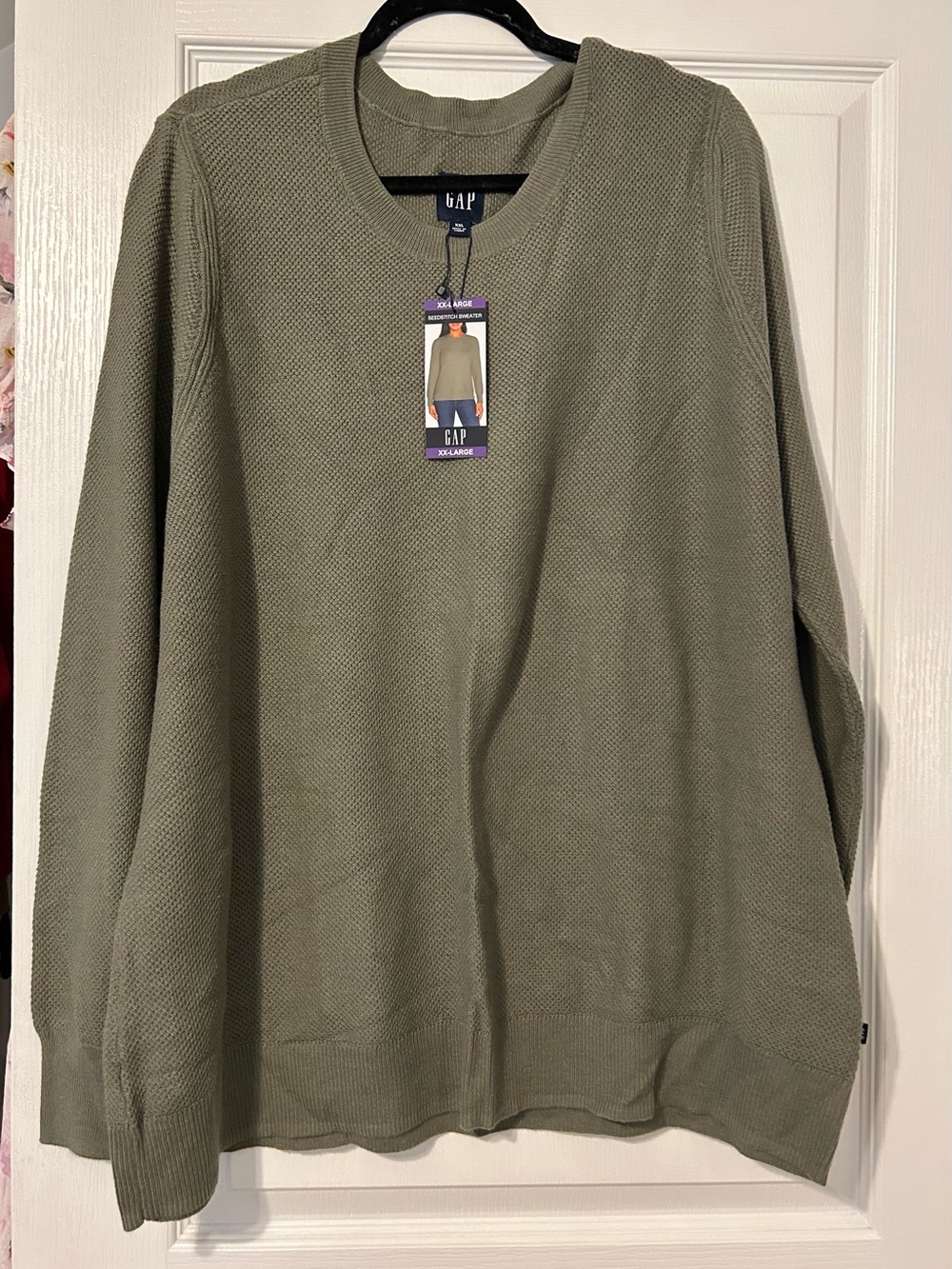 GAP Women’s Sage Green Crewneck Sweater